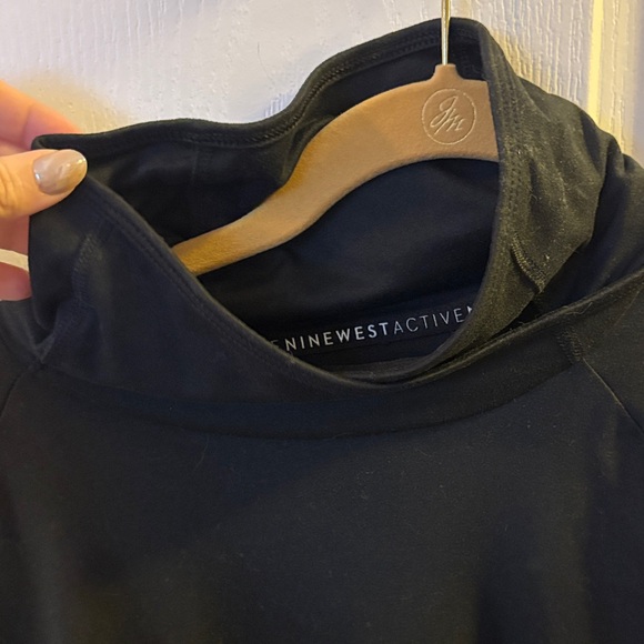 Nine West Active Long Sleeve Turtleneck Top - Picture 5 of 6
